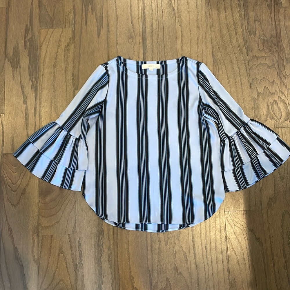 LOFT Petite Blue Striped Bell Sleeve Blouse - Size XSP - Picture 1 of 8